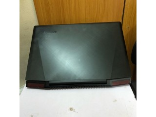 Laptop Lenovo Y700 17 Core i7 6th Gen 1tb 16gb RAM 4gb Nvidia
