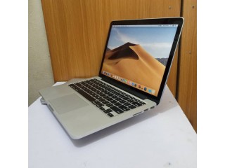 Macbook Pro Intel Corei5 256gb SSD 8gb RAM