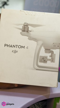 used-like-new-dji-phantom-4-drone-big-2