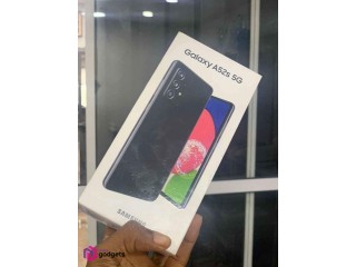 Brand new SAMSUNG Galaxy A52s 5G - 128 GB