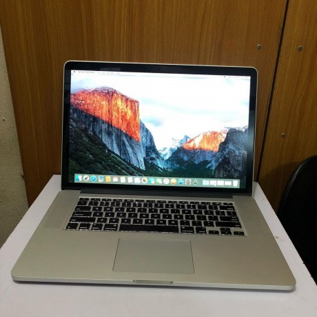 macbook-pro-2015-core-i7-15-big-2