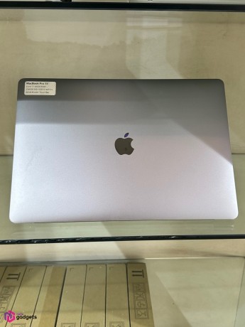 apple-macbook-pro-2017-dual-core-i7-16gb512gb-big-3
